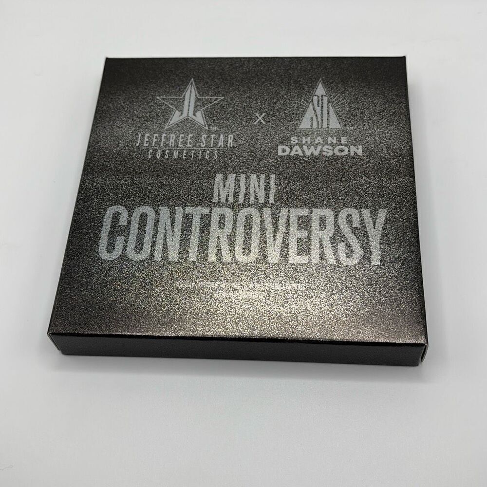 ‼️sale‼️Jeffree Star Mini Controversy Eye Shadow Palette M1-3